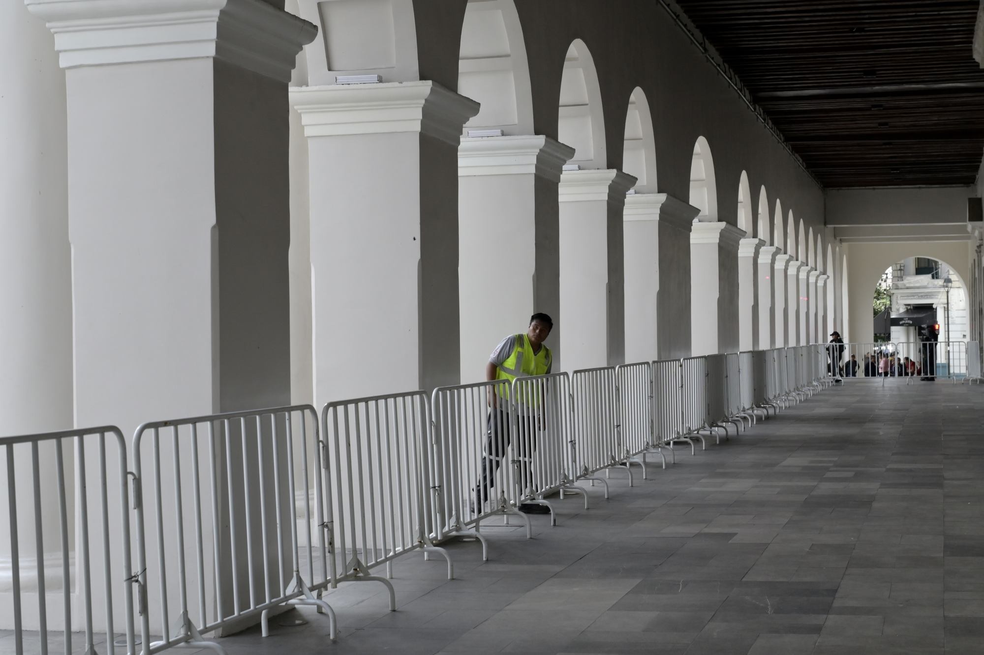 Blindan acceso a Palacio de Gobierno previo a conferencia de Rocío Nahle - Image 4